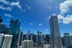 151 SE 1st St, Miami, FL 33131 - Photo 1