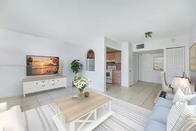 926 Michigan Ave #1, Miami Beach, FL 33139 - Photo 1