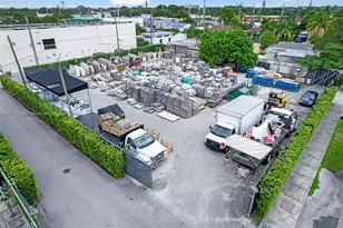 2011 Lincoln St, Hollywood, FL 33020 - Photo 1