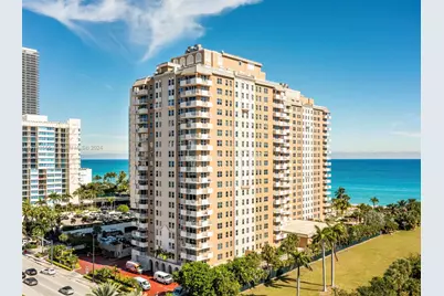1890 S Ocean Dr #702, Hallandale Beach, FL 33009 - Photo 1