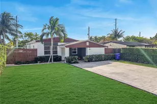 1414 NE 183rd St, North Miami Beach, FL 33179 - Photo 1