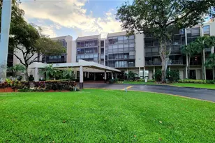 2808 N 46th Ave, Hollywood, FL 33021 - Photo 1