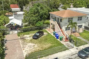 255 NW 32nd St, Miami, FL 33127 - Photo 1