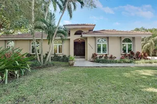 13550 SW 82nd Ave, Pinecrest, FL 33156 - Photo 1