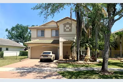 20585 SW 5th St, Pembroke Pines, FL 33029 - Photo 1