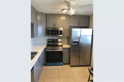 319 NE 14th Ave #707, Hallandale Beach, FL 33009 - Photo 1
