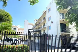 1478 NW 1st St, Miami, FL 33125 - Photo 1