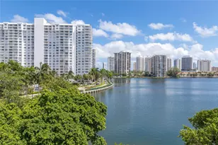 2780 NE 183rd St, Aventura, FL 33160 - Photo 1