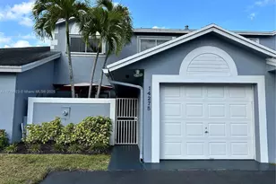 14275 SW 96th Terrace, Kendall, FL 33186 - Photo 1