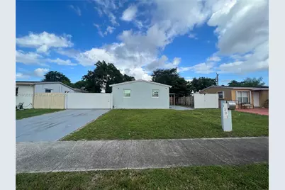 1331 N 69th Way, Hollywood, FL 33024 - Photo 1