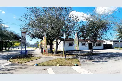 2780 SW 92nd Pl, Miami, FL 33165 - Photo 1