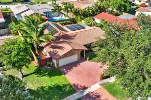 9693 NW 28th St, Coral Springs, FL 33065 - Photo 1
