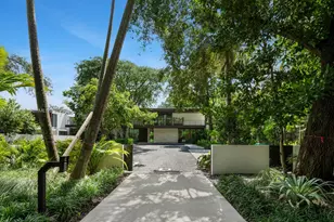 4040 Kiaora St, Miami, FL 33133 - Photo 1