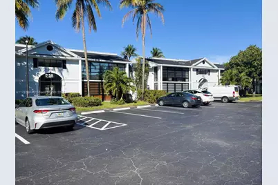 905 NE 199th St #205, Miami, FL 33179 - Photo 1