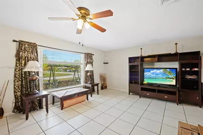 8900 NW 70th Ct, Tamarac, FL 33321 - Photo 1