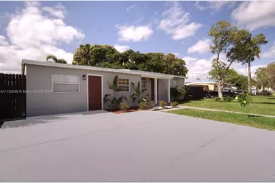 4877 NE 15th Ave, Pompano Beach, FL 33064 - Photo 1