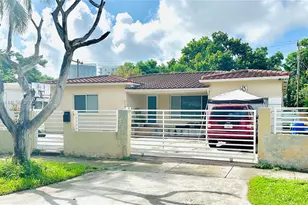 210 NE 44th St, Miami, FL 33137 - Photo 1