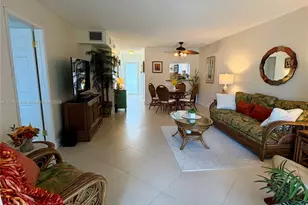 1040 SE 4th Ave, Deerfield Beach, FL 33441 - Photo 19