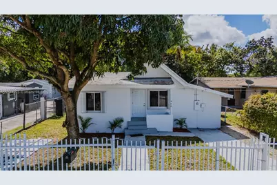 866 NW 108th St, Miami, FL 33168 - Photo 1