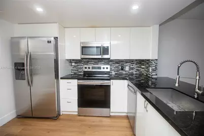 7200 NW 1st St #103, Plantation, FL 33317 - Photo 1