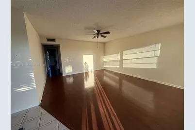 301 SW 135th Ave #402C, Pembroke Pines, FL 33027 - Photo 1