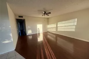 301 SW 135th Ave, Pembroke Pines, FL 33027 - Photo 1