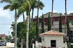 8600 SW 67th Ave, Pinecrest, FL 33156 - Photo 1