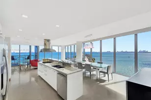 601 NE 36th St, Miami, FL 33137 - Photo 1