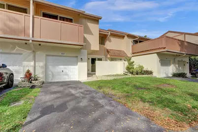 849 NW 80th Ter #4, Plantation, FL 33324 - Photo 1