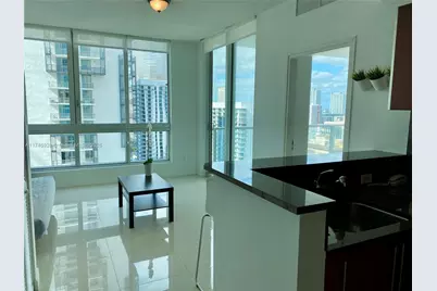 300 S Biscayne Blvd #2711, Miami, FL 33131 - Photo 1