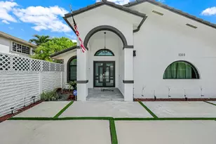 1311 SW 139th Ct, Miami, FL 33184 - Photo 1