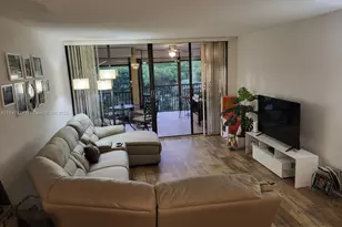 2810 N 46th Ave, Hollywood, FL 33021 - Photo 1