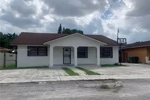 806 W 73rd Pl, Hialeah, FL 33014 - Photo 1