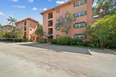 620 Tennis Club Dr #311, Fort Lauderdale, FL 33311 - Photo 1