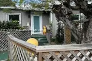 2459 Fillmore St, Hollywood, FL 33020 - Photo 1