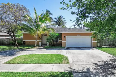 1538 NW 7th Ln, Pompano Beach, FL 33060 - Photo 1