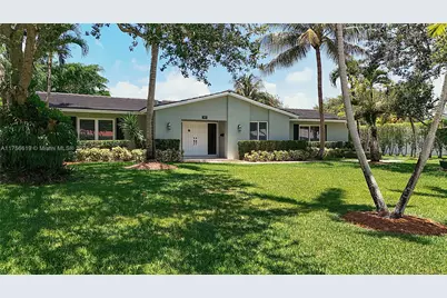 16424 SW 75th Ave, Palmetto Bay, FL 33157 - Photo 1
