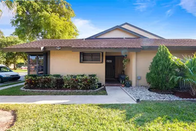 8813 Cleary Blvd, Plantation, FL 33324 - Photo 1