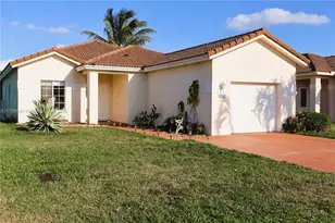1282 SW 44th Terrace, Deerfield Beach, FL 33442 - Photo 1