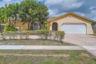 1281 Wyndcliff Dr, Wellington, FL 33414 - Photo 1