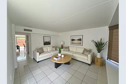 10023 SW 77th Ct, Miami, FL 33156 - Photo 1