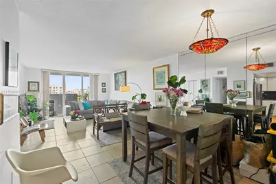 2780 NE 183rd St #807, Aventura, FL 33160 - Photo 3