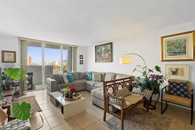 2780 NE 183rd St #807, Aventura, FL 33160 - Photo 5
