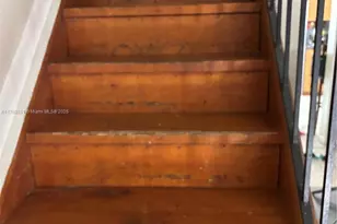 7987 NW 7th St, Miami, FL 33126 - Photo 1