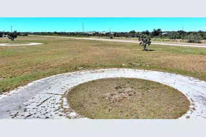 15 Cottonwood Ct, Port Charlotte, FL 33946 - Photo 1