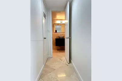 345 Ocean Dr #1022, Miami Beach, FL 33139 - Photo 1