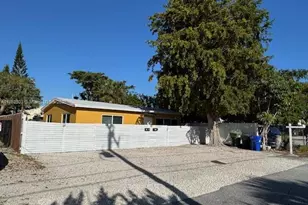 1025 NE 3rd Ave, Fort Lauderdale, FL 33304 - Photo 1