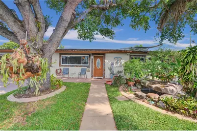 7825 NW 174th St, Hialeah, FL 33015 - Photo 1