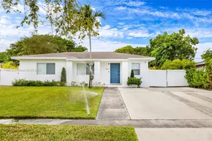 16234 NE 9th Pl, North Miami Beach, FL 33162 - Photo 1