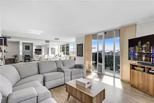 2780 NE 183rd St, Aventura, FL 33160 - Photo 1